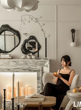 侘寂风黑色高级感玄关装饰摆件极简花瓶铁艺U桌面艺术插花器