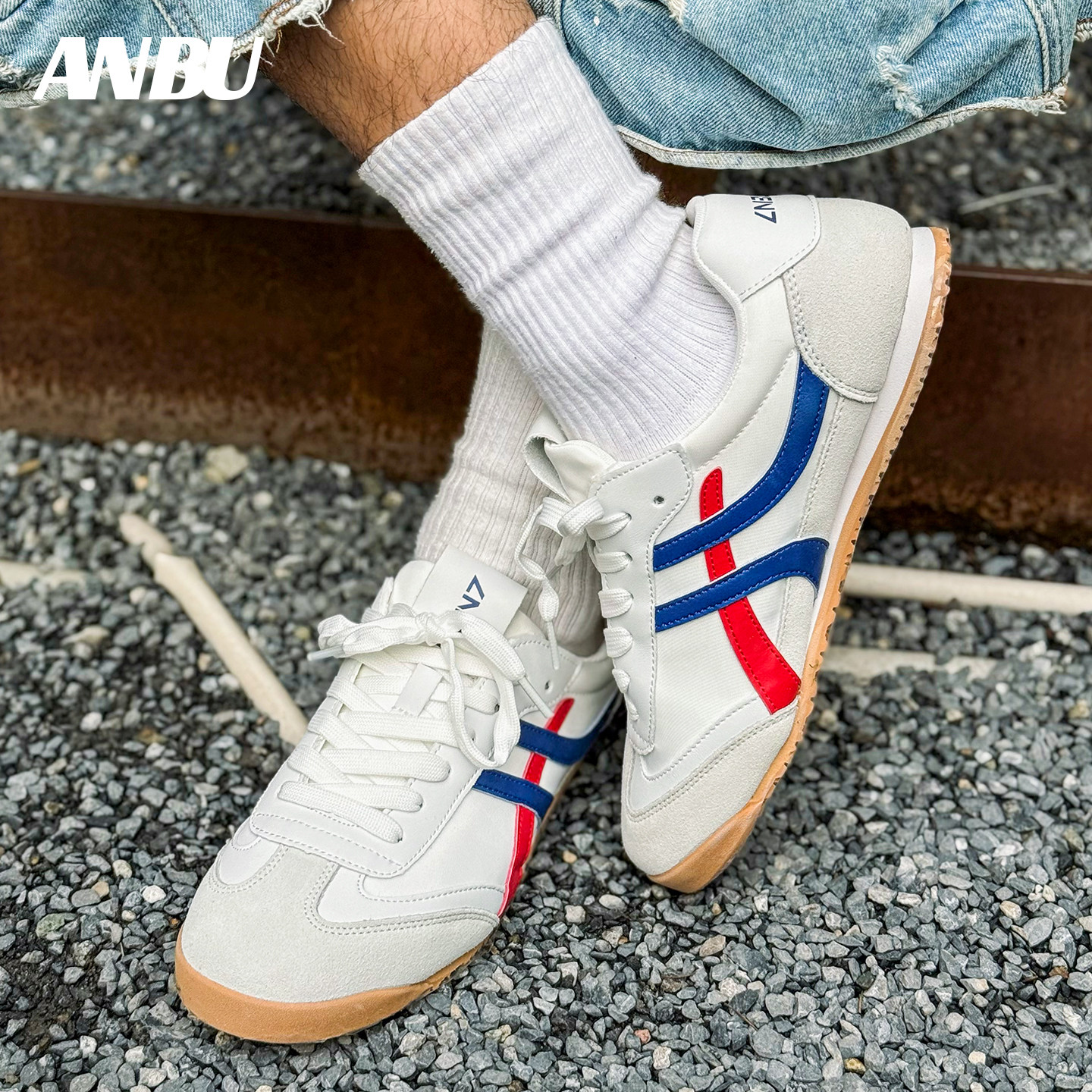 安步ANBU小白鞋男鞋2025秋季新款小众潮流百搭软底时尚休闲德训鞋,淘宝优惠券,粉丝福利购,淘宝优惠卷