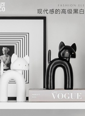 现代抽象创意柜子摆件艺术个性小C众样板间家居装饰品酒柜客厅摆