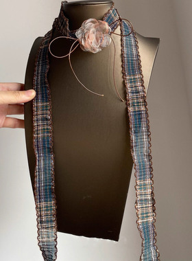 美拉德网格纹蕾丝花朵丝巾项链女