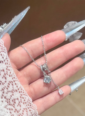 韩系爆闪蓝色玫瑰仿钻流苏项链女