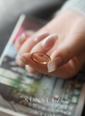 简约风极细红色仿锆石戒指女