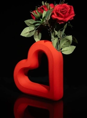 新品创意树脂爱心插花花瓶居家庭院装饰品摆件情侣纪念小礼品