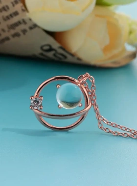 时尚新款小清新蓝色月光石梦想星球项链女宇宙极光星空吊坠锁骨链