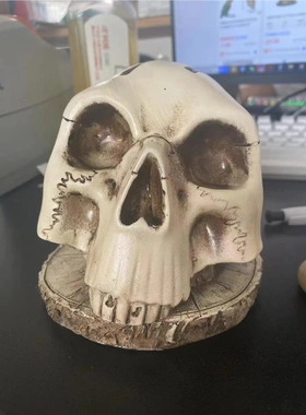 新品 创意万圣节刀叉头树脂工艺品摆件 居家节日派对装饰用品毕业