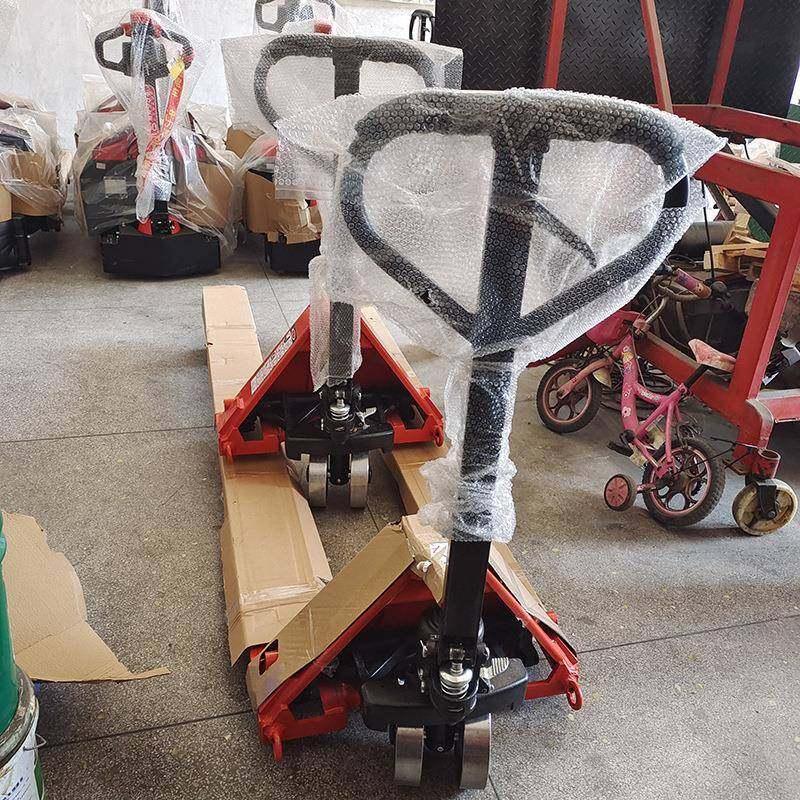 厂家直供承载8吨手动搬运叉车手动液压搬运车配钢铁轮,淘宝优惠券,粉丝福利购,淘宝优惠卷