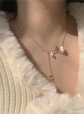 超仙夏季新款ins项链女温柔水滴吊坠锁骨链白色小清新颈链