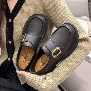 2026春秋单鞋防滑软底塑料扣百搭塑胶学生职业鞋黑色PVC一脚蹬女