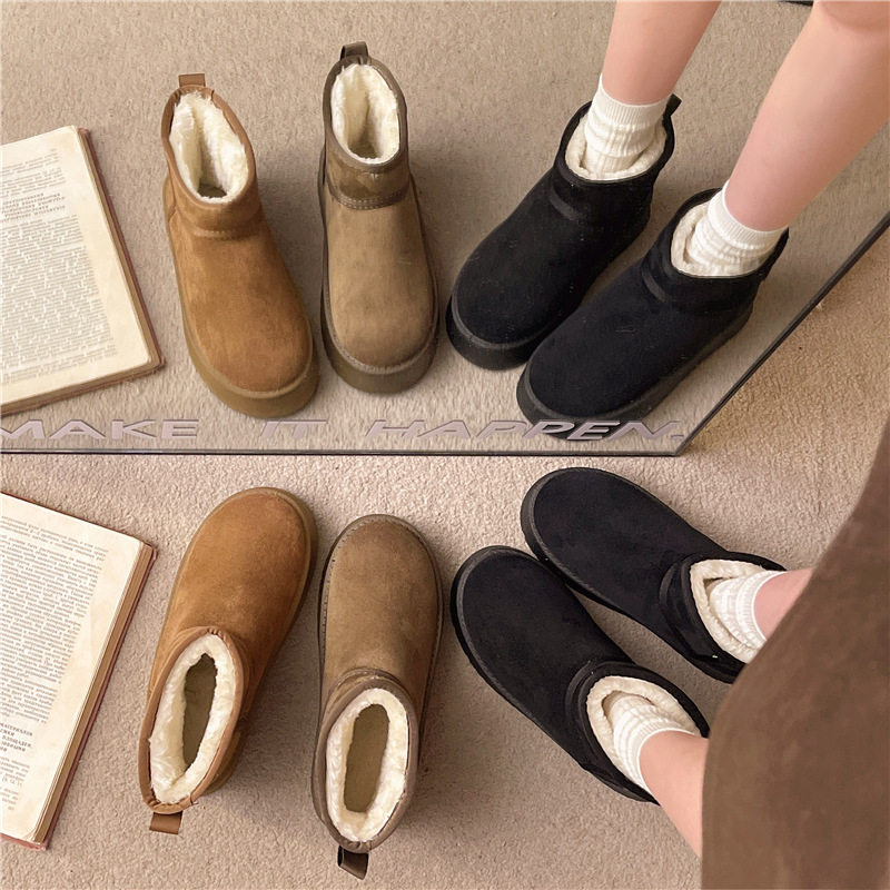 2025秋冬新款网红爆款情侣雪地靴时尚韩版外穿百搭短靴加绒保暖鞋