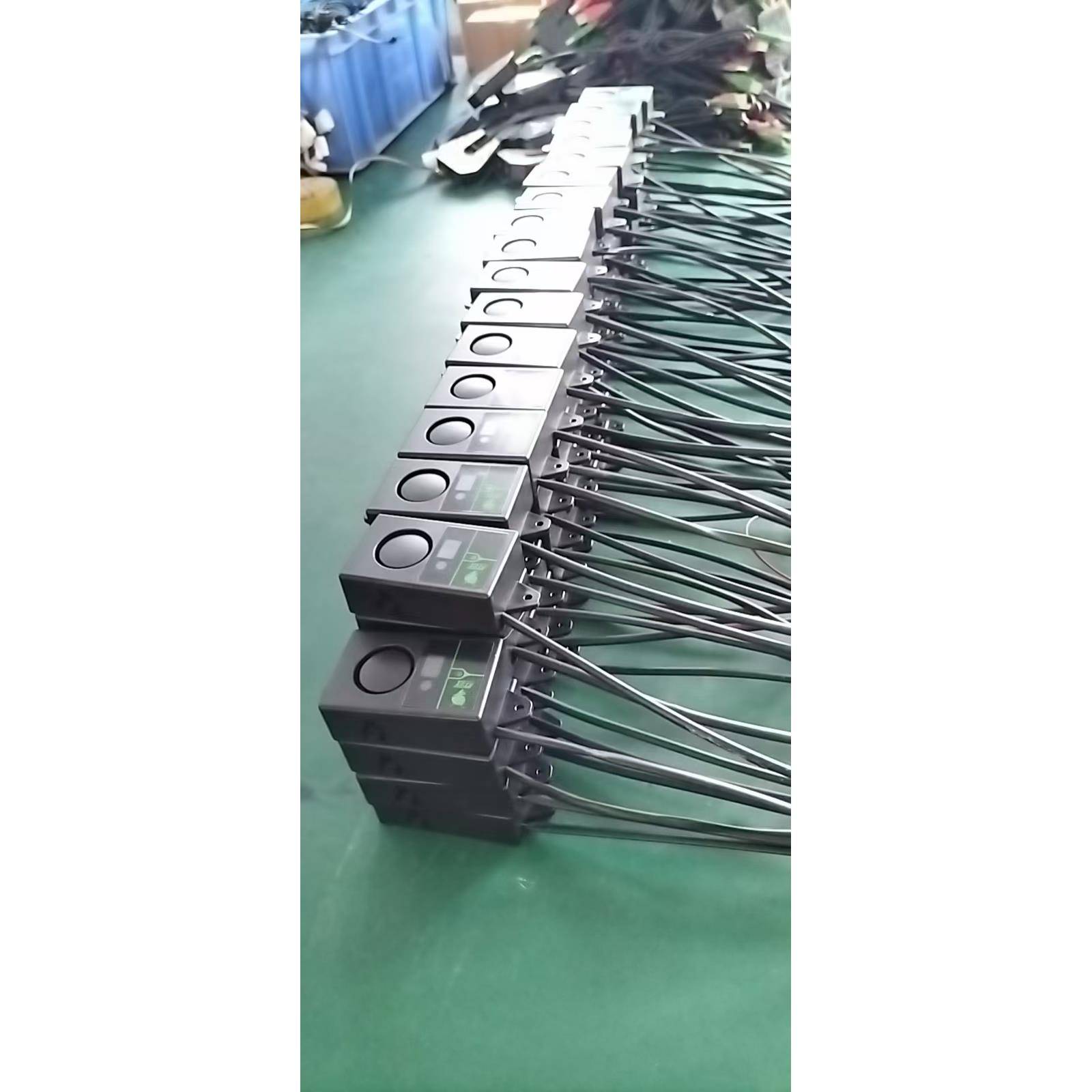 E-sports hotel Internet cafe computer host case graphics card anti-theft alarm open the case and quickly alarm to notify the front desk