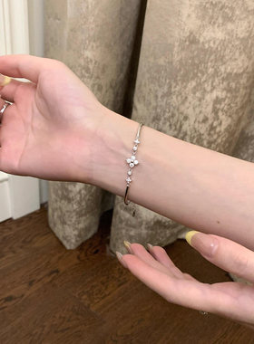 S925纯银色镶钻花朵手链女