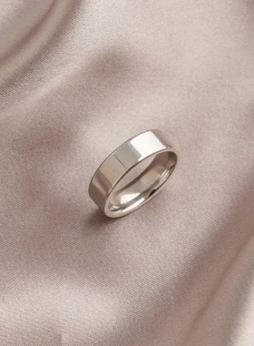 不掉色钛钢素圈光面戒指ins简约冷淡风男女情侣食指戒百搭指环潮