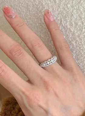 2025年新款法式复古四芒星蕾丝戒指女冷淡风时尚超闪微镶钻食指戒