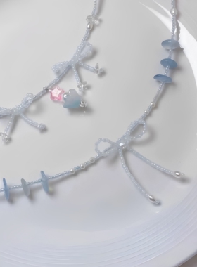 蓝色串珠蝴蝶结项链精致设计感在逃公主多巴胺超仙气质叠戴锁骨链