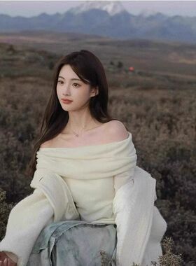 法式一字肩温柔针织上衣女装秋季设计感白色修身显瘦露肩长袖毛衣