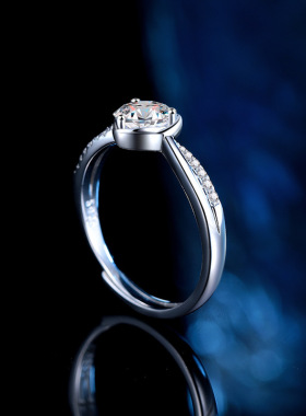 s925纯银正品D色莫桑石爱心戒指女 时尚小众设计求婚戒送女友