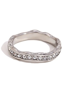 欧美时尚小众气质爆款手饰不锈钢镀18k金不规则波浪纹满钻戒指女