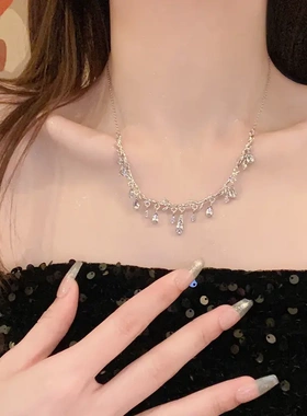 欧美时尚镶钻水滴树枝项链轻奢小众气质锁骨链个性高级感饰品