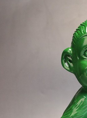 绿色木雕猴子摆件十二生肖实木头猴家居办公装饰送礼品红木工艺品