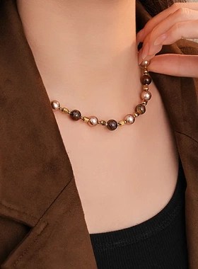 钛钢不锈钢圆形人造虎眼石款项链复古高级感锁骨链时拉德项饰