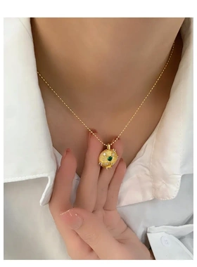 「绿野梦境」欧美复古绿色锆石花纹项链新款高级感时尚百搭锁骨链