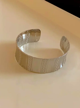 欧美轻奢金属开口手镯小众夸张设计感手环个性时尚冷淡风手饰