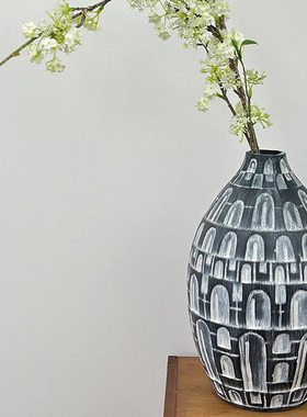 极简民宿软装装饰品插花仿真绿植高级感电视柜桌面陶瓷花瓶摆件