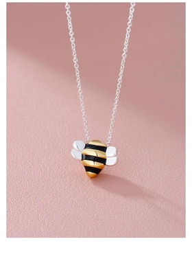 项链女锁骨链2025年新款网红潮简约小众设计感可爱个性颈链