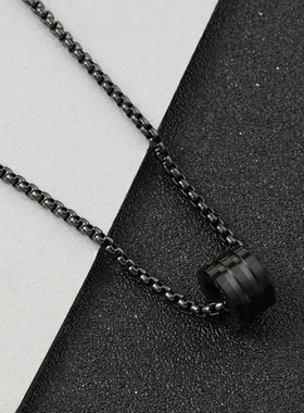 简约时尚不锈钢吊坠小圆柱双车线女钛钢项链百搭个性潮男配饰