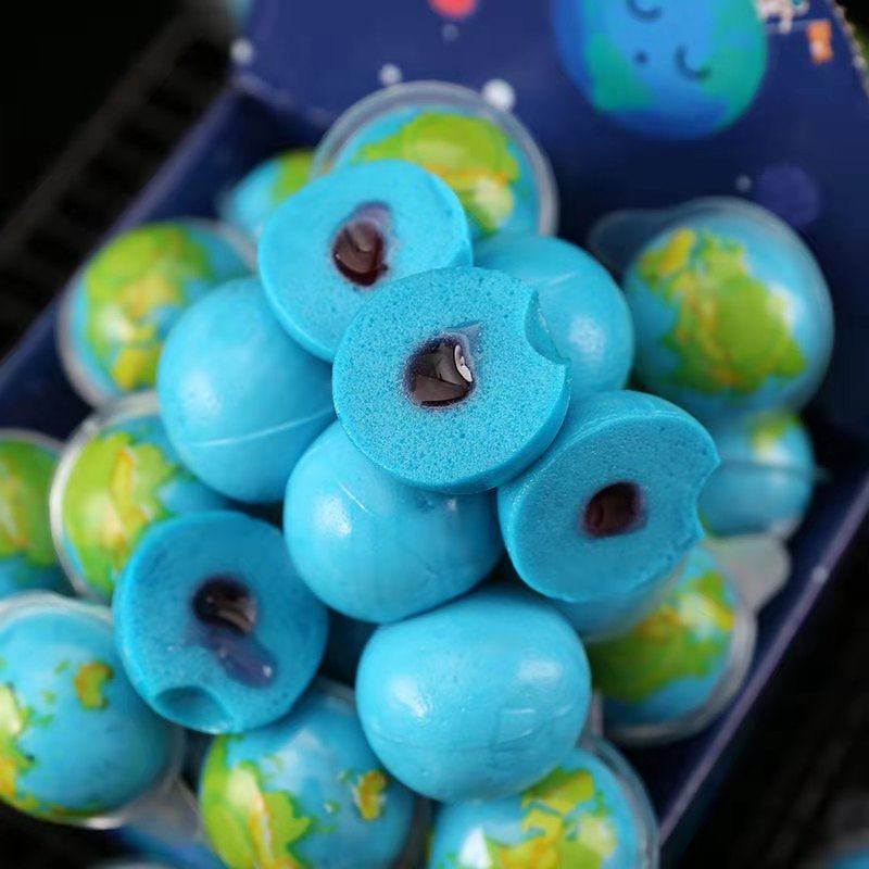 地球糖爆浆夹心糖果蓝色地球西瓜软糖果星球爆浆眼珠糖整人糖果,淘宝优惠券,粉丝福利购,淘宝优惠卷