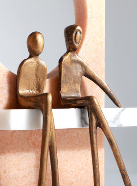 创意家居装饰摆件桌面金属小人饰品 办公桌样板房大理石软装摆设