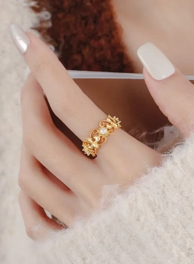 2025年新款爆款金色镂空鸢尾花戒指女小众复古秋冬蕾丝食指戒
