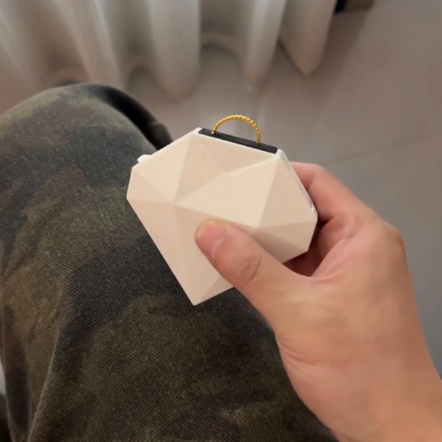 惊喜戒指盒创意翻转心形首饰盒求婚钻戒收纳盒情人节礼物送女朋友,淘宝优惠券,粉丝福利购,淘宝优惠卷