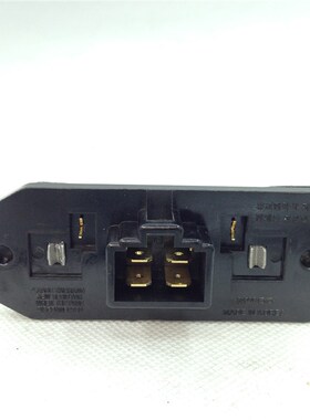 适用于江淮格尔发 亮剑N944 重卡暖风电阻器调速模块8114030G1510