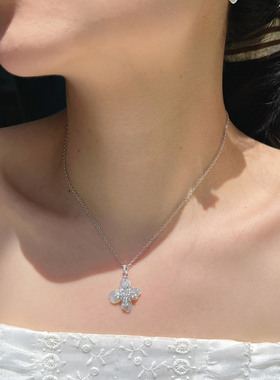 JOOMiLiM茱蜜商场同款花型白贝项链女精致时尚S925银饰百搭通勤