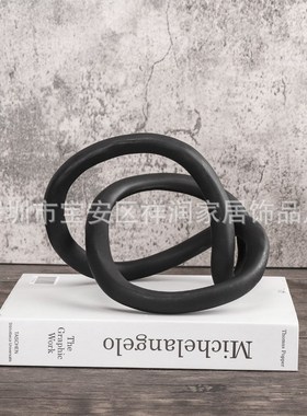 现代简约黑色树脂抽象绳结摆件书镇样板房售楼处客厅软装饰品摆设