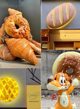 玻璃钢门头雕塑装饰定制网红卡通立体玩偶大型户外店铺爬墙挂件