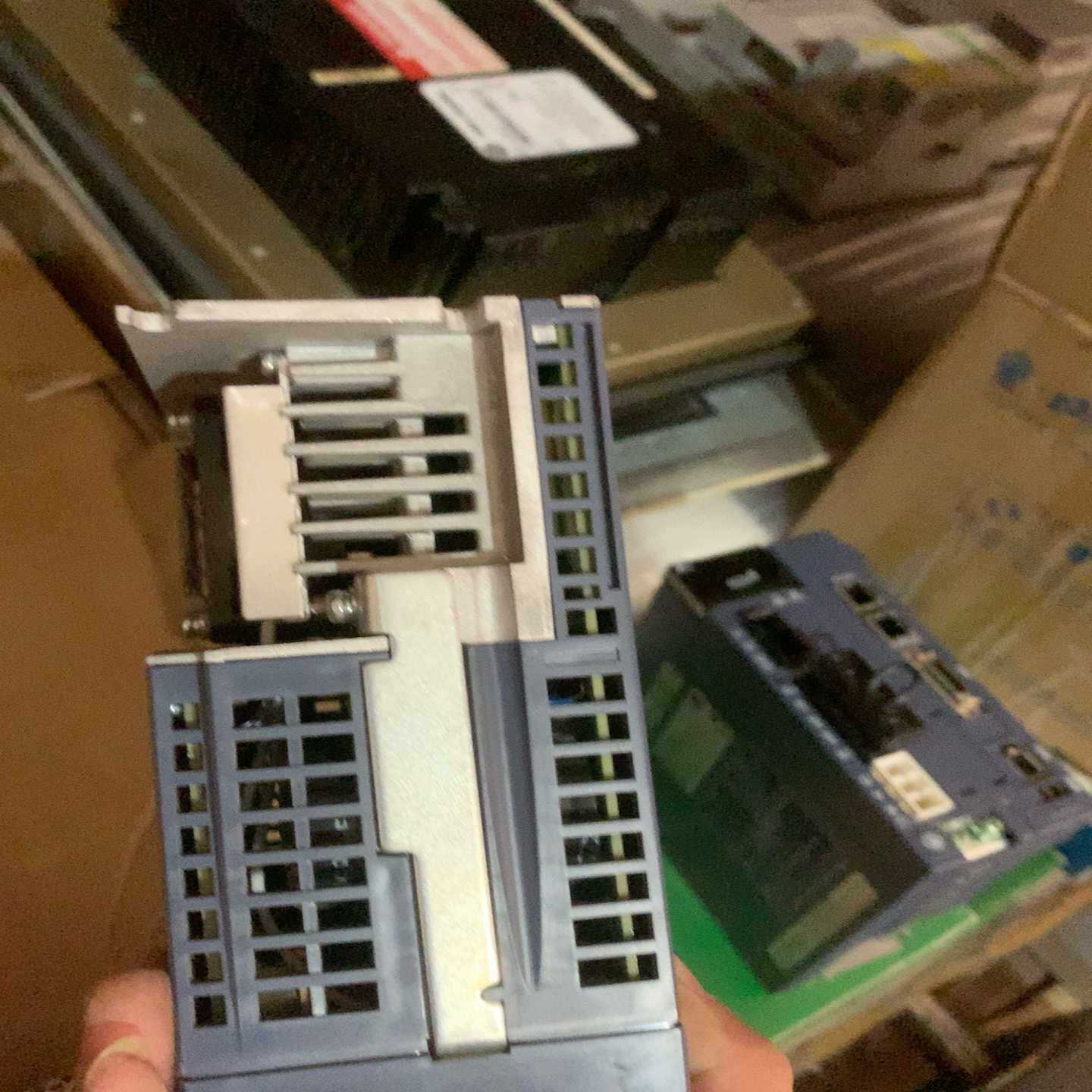 富士伺服驱动器RYH152F5-VV2，1500w两台询价 - 图2