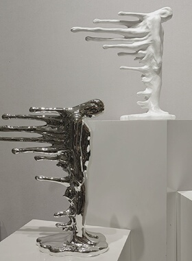 创意抽象逆行者人物雕塑摆件励志玄关房间轻奢办公桌面装饰品摆设