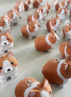 木雕柯基犬摆件纯实木手工雕刻可爱小狗狗桌面车载装饰品情侣礼物