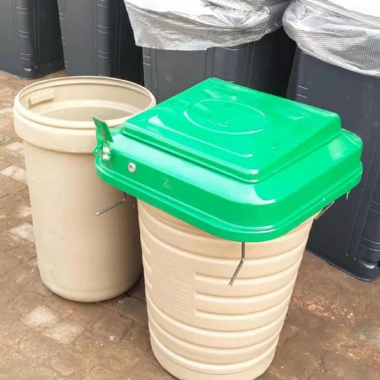 地埋式垃圾分类投放站四分类智能地埋桶生产厂家景观式垃圾桶,淘宝优惠券,粉丝福利购,淘宝优惠卷