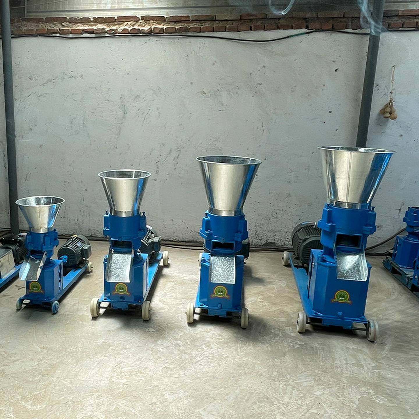 养殖场用设备饲料颗粒机牛羊兔鸡鸭鹅龙虾鱼食造制粒机大小型三相,淘宝优惠券,粉丝福利购,淘宝优惠卷