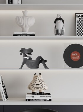 现代样板间级感装饰玄关艺术品电视柜书架桌面软装摆设