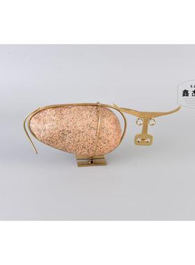 简约轻奢金属牛摆件新中式书架书柜客厅玄关样板房展示柜石头摆设