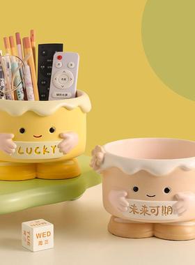 创意可爱大容量超大收纳盒笔筒摆件办公室桌面装饰品儿童生日礼物