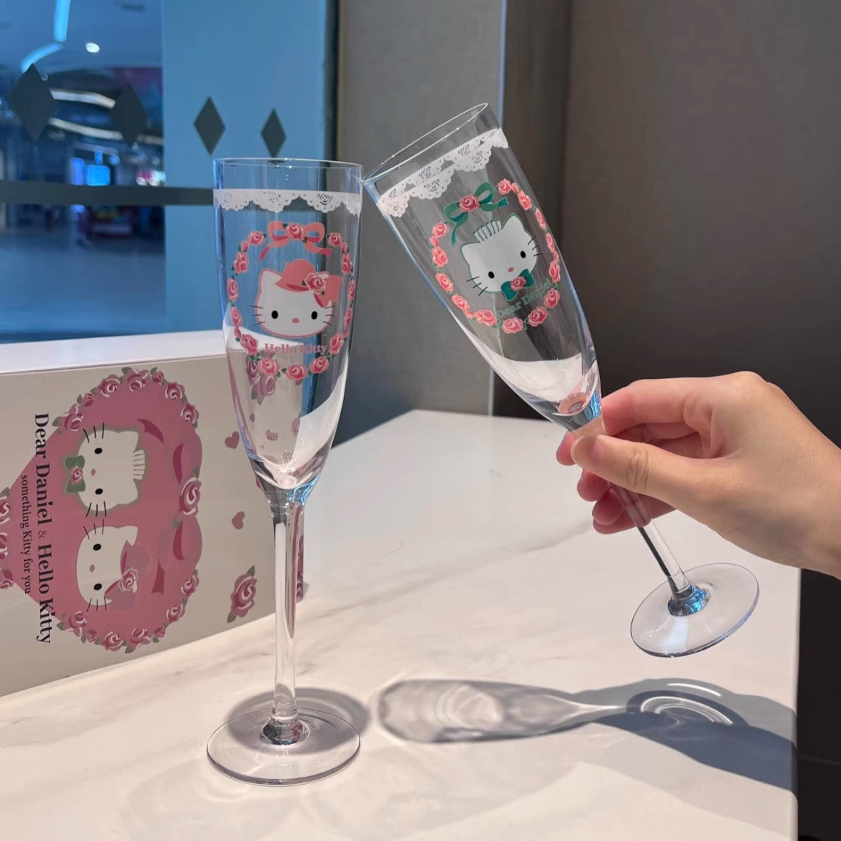 日本进口三霜Hellokitty香槟杯高脚杯kt猫玻璃红酒杯情侣结婚礼物,淘宝优惠券,粉丝福利购,淘宝优惠卷