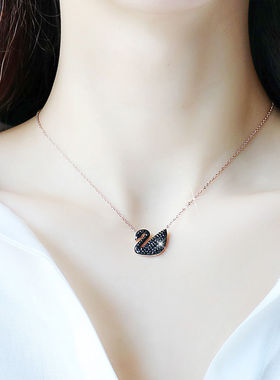 施家网红仿真灵动天鹅项链2026年新款锁骨链不掉色女朋友生日礼物