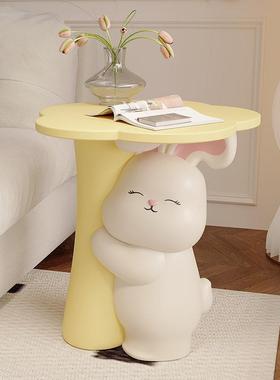 奶油风兔子落地摆件客厅沙发边几家居装饰床头电视柜乔迁新居礼物