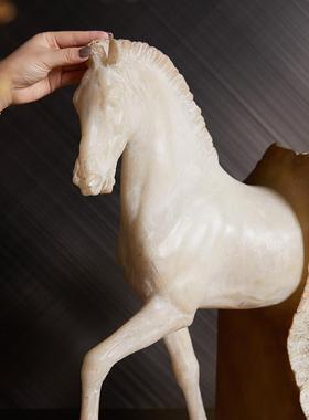 高端白色树脂骏马摆件工艺品中式覆古办公室玄关客厅装饰马头雕塑
