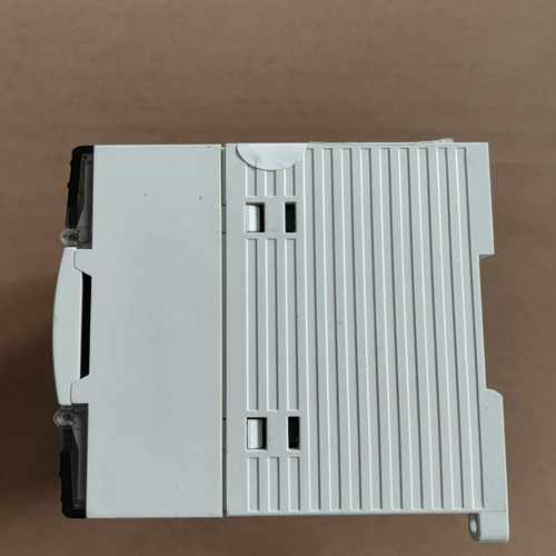 XD3-60PRT-C信捷成色非常漂亮的PLC控制器实物询价 - 图3